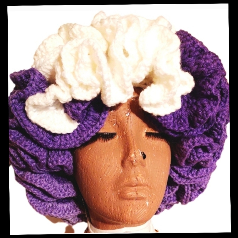 #L❤️VE HANDMADE. Crochet Ruffle HAT